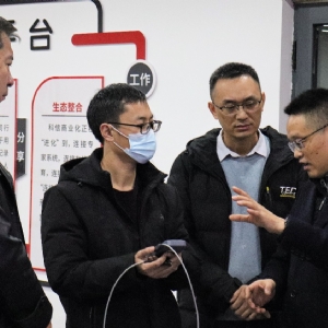 南通中遠(yuǎn)克萊芬蒞臨科電儀器洽談合作，共謀船舶行業(yè)檢測新方向
